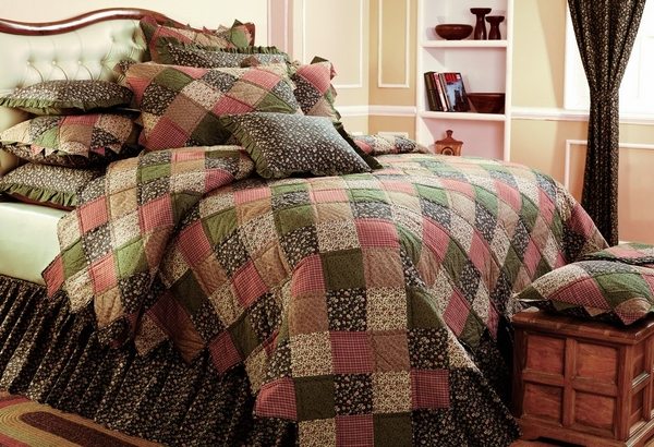 colorful patchwork rustic style bedding set ideas
