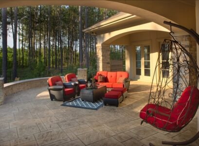 contemporary-patio-design-outdoor-furniture-concrete-flooring