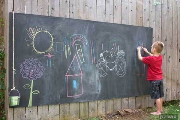 diy outdoor chalkboard wall garden fence