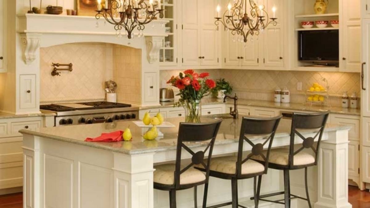 Kitchen island with seating – practical and functional ideas