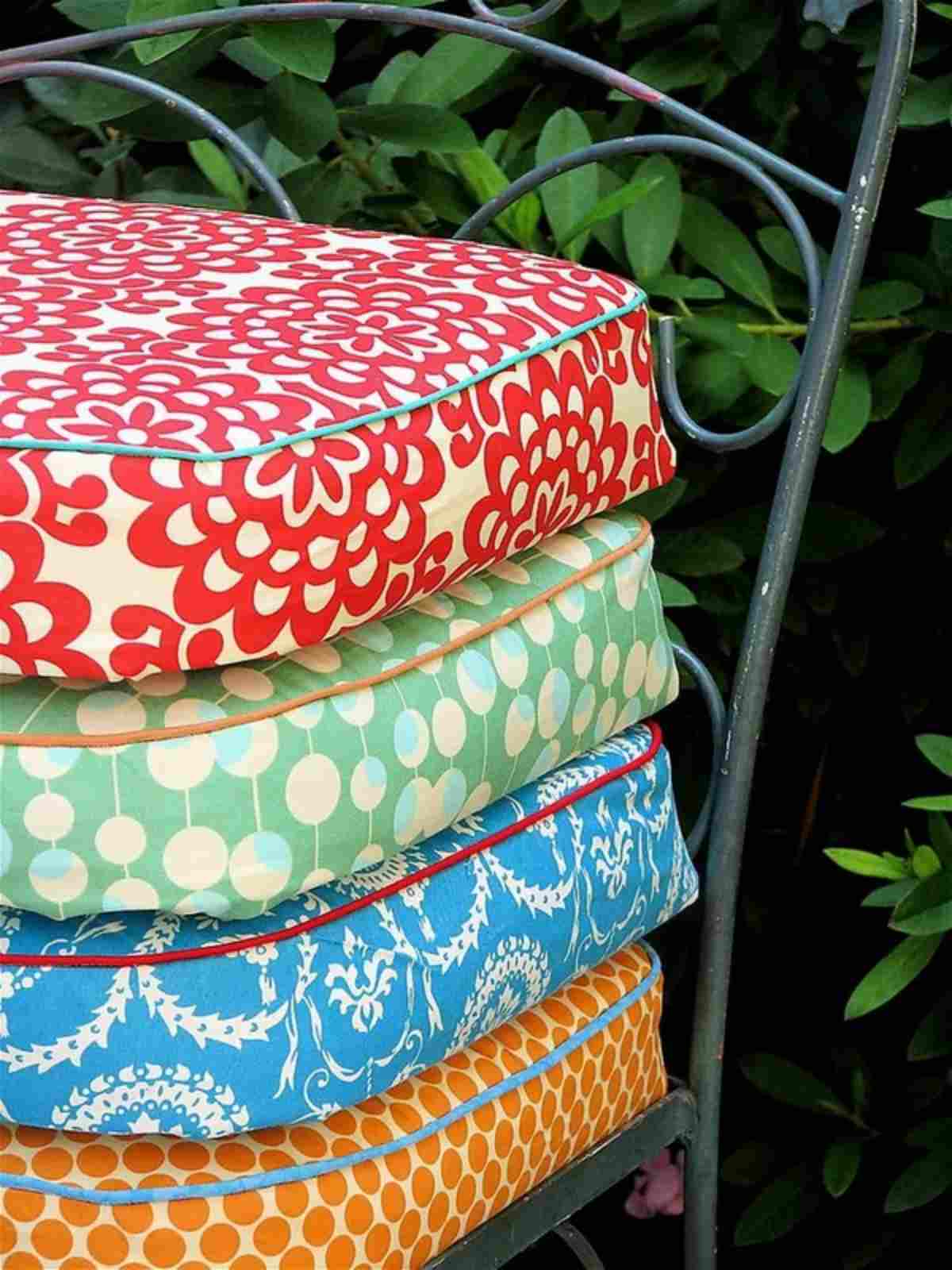 colorful patio chair cushions