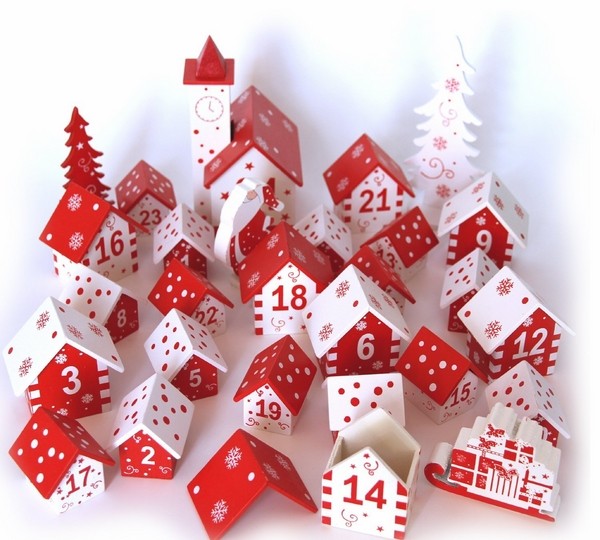wooden advent calendar Christmas decoration ideas white red houses