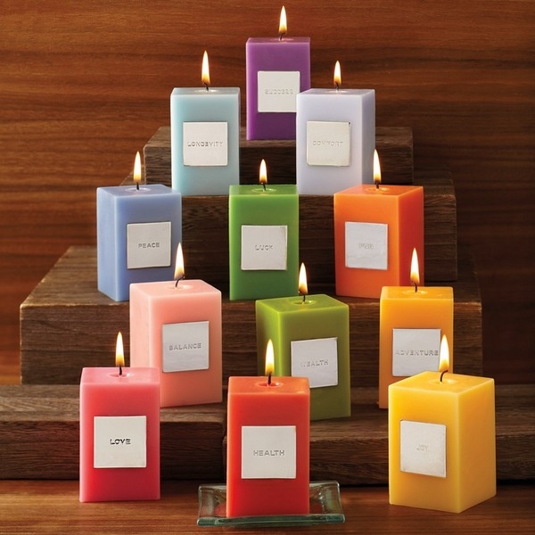 DIY-housewarming-gift-ideas colorful candles