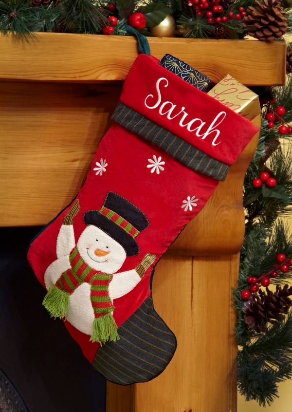 DIY-Snowman-Christmas-stocking-Christmas-gifts-ideas