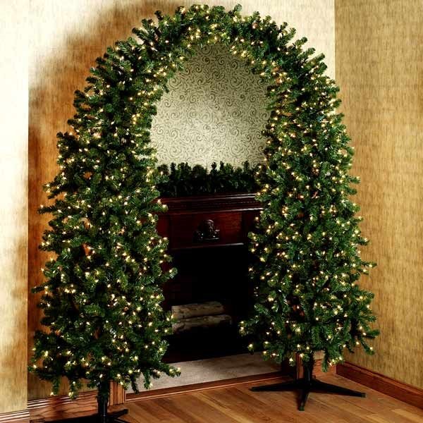 decorating christmas tree arch