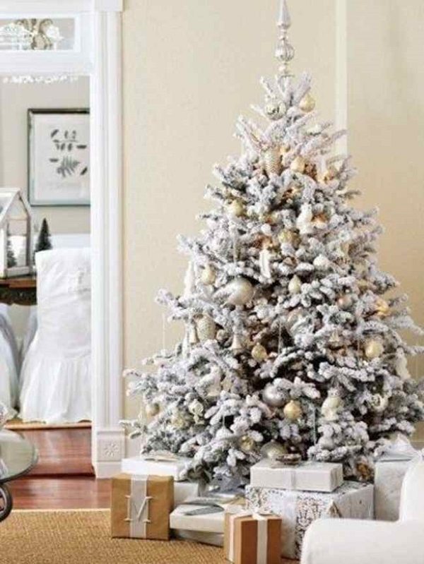 flocked christmas tree decorating ideas color schemes