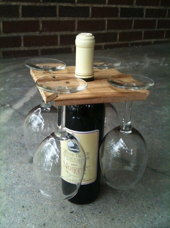 housewarming-gift- ideas-original wine bottle and glasses holder