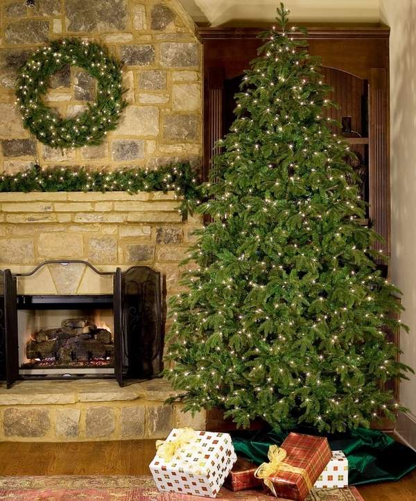 how to decorate artificial christmas trees