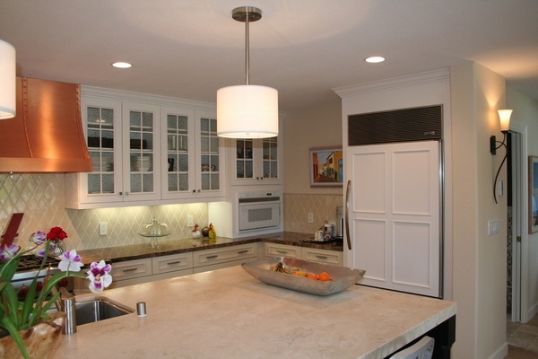 kitchen-renovation-ideas-modern-kitchen-island-travertine-countertop
