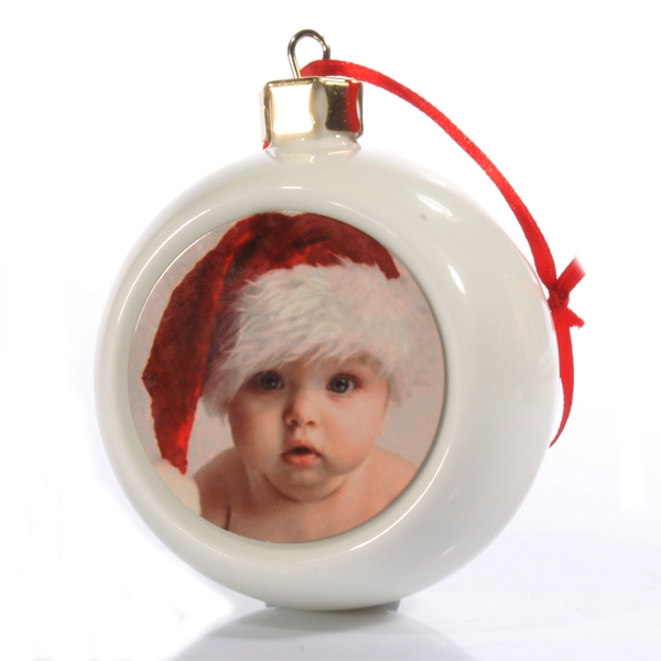 personalised-christmas-baubles-ideas baby photo