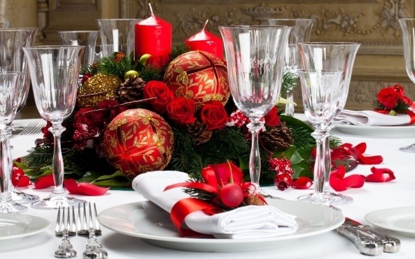 table decorations  red white floral arrangement fir branches