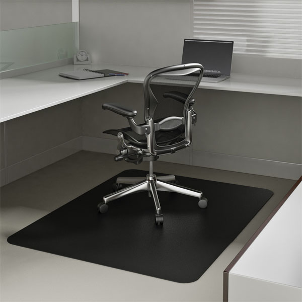 Black floor mat white desk modern design