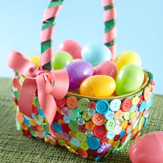  baskets diy Easter basket colorful buttons pink ribbon