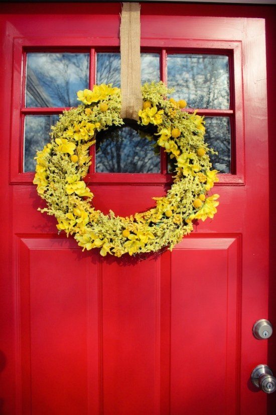 Easter decoration yellow wreath spring flowers red front door