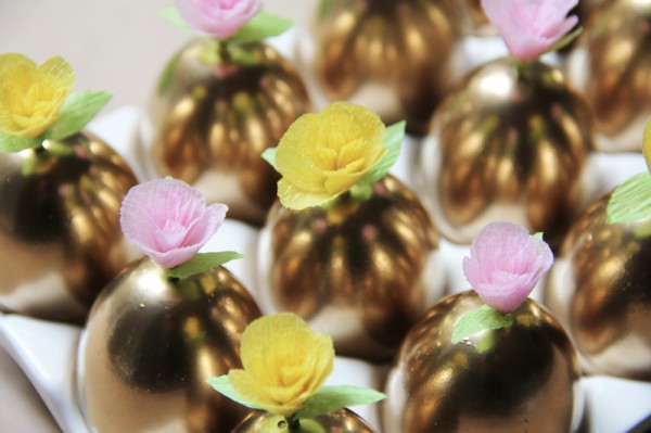 Easter eggs designs decoration ideas diy easter golden eggs paper flowers