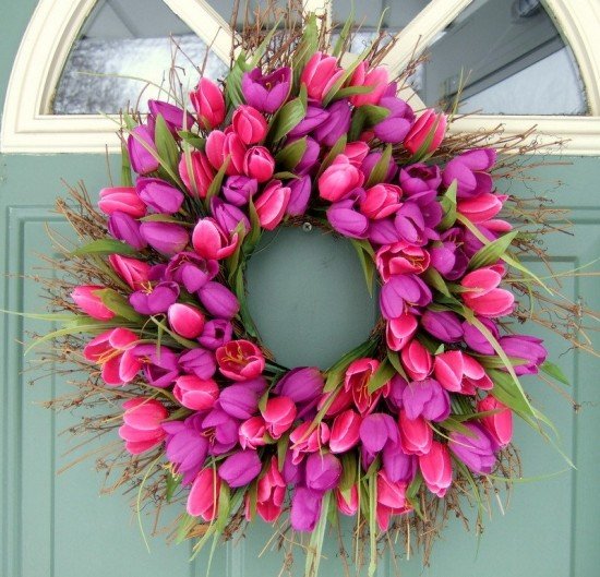 Flower wreath pink tulips Easter front door ideas