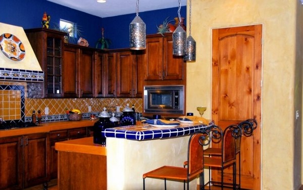 Mexican-style-kitchen-tiles-kitchen-backsplash-ideas