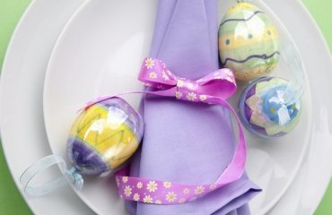 colorful-egg-decoration-napkins-Easter-DIY-ideas-table-setting