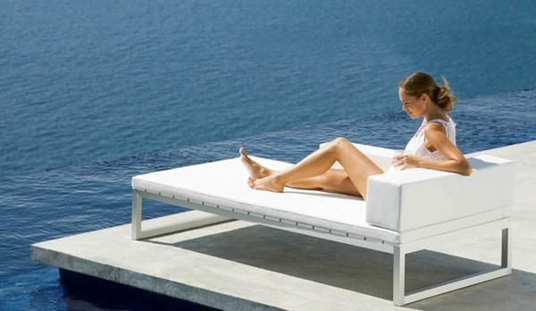 contemporary haise lounge chair white