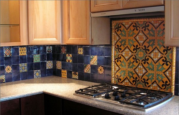 contemporary kitchen backsplash-design-ideas-mexican-tiles