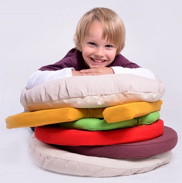 decorating ideas kid bedroom floor pillows cushions burger sandwich