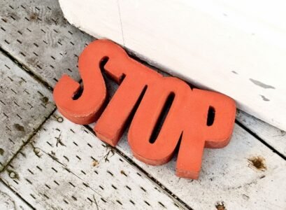 door-stoppers-ideas-creative-designs-home-acccessory