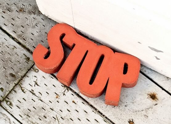door-stoppers-ideas-creative-designs-home-acccessory