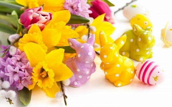 2015 ideas flower arrangements spring flowers daffodils rabbit figures