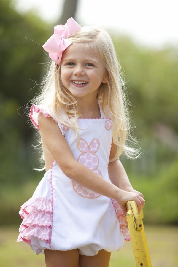 easter-outfits-for-girls-white-pink-dress-bunnys