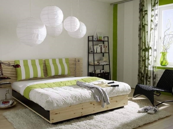 bed placement tips bedroom furnitutre colors