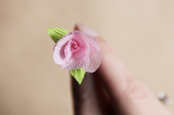 how to make paper flowers diy crepe paper flowers