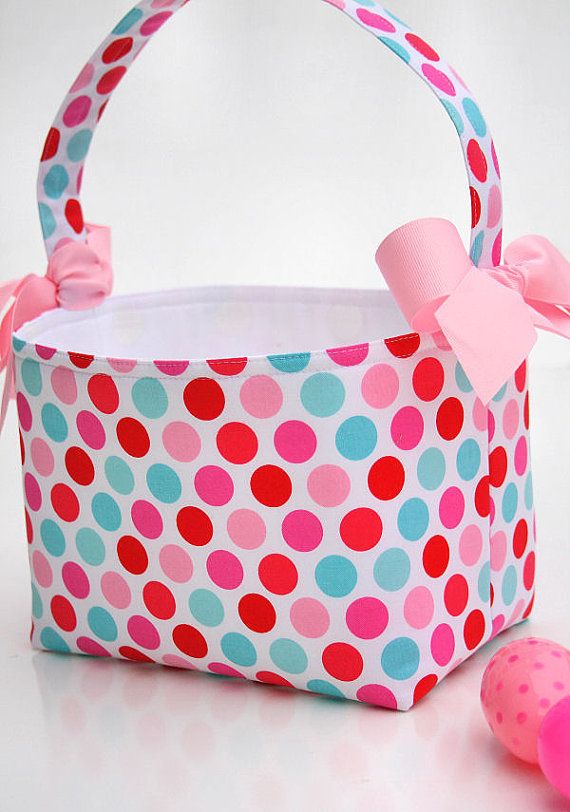 lovely basket DIY idea pink blue colors ribbons