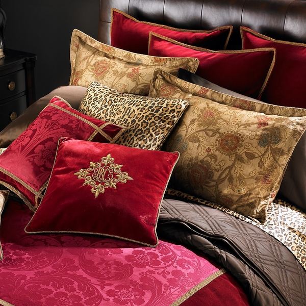 Ralph Lauren bedding for and exclusive and sophisticated bedroom