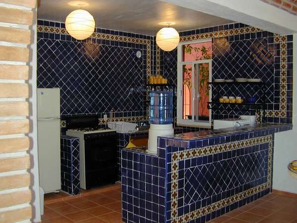mexican style kitchen design blue tiles colorful borders