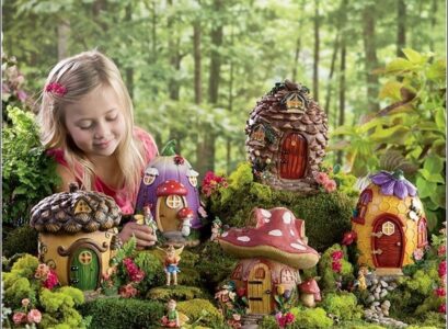 mini-gardens-miniature-fairy-houses-fairy-garden-ideas