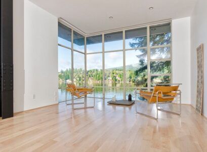 minimalist-interior-design-breuer-wassily-chairs