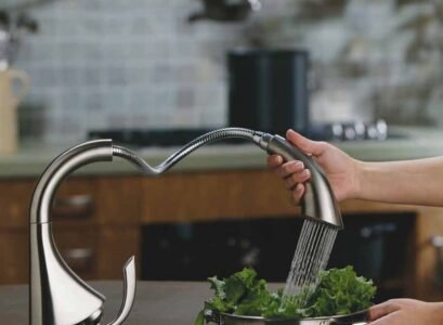 modern-pull-out-tap-with-spray-grohe-faucet-designs