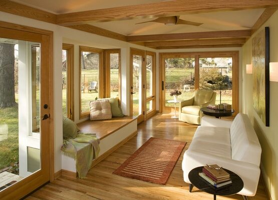 modern-sunroom-furniture-ideas-white-sofa-side-table-window-seat