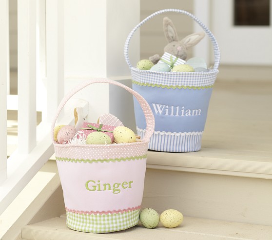 personalized baskets ideas DIY embroidered names