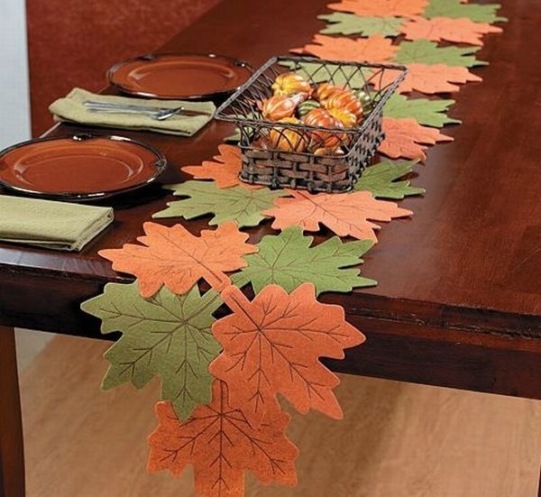 seasonal-table-runner-Autumn-table-decoration