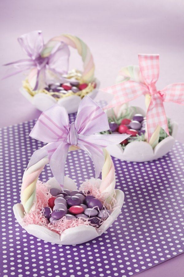 sweet  basket craft table decoration