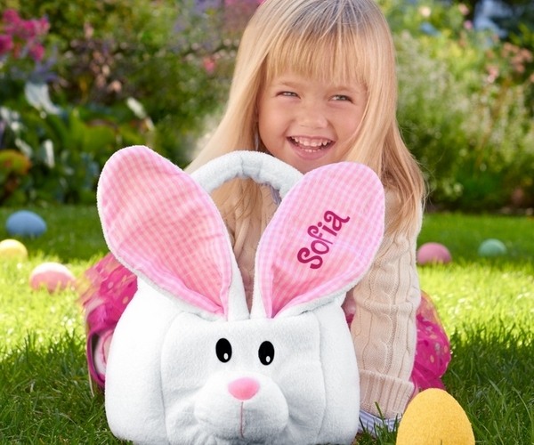 sweet-personalized-easter-baskets-for-children-bunny-Easter-gifts-ideas