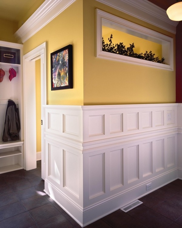 corridor design board and batten wainscoting