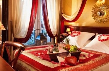 romantic-bedroom-interior-design-poster-bed-red-color-accents