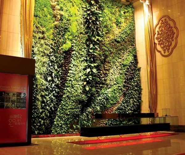 stunning-vertical-garden-design-interior-decoration-ideas