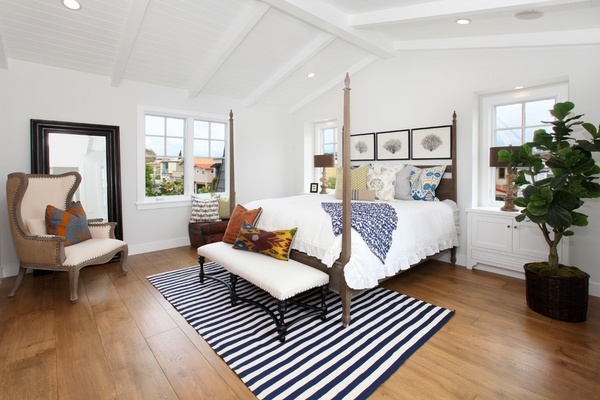 white blue striped rug beach style interior design