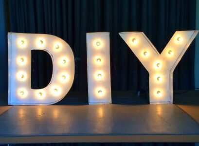 DIY-marquee-letters-ideas-party-decoration-ideas-fun-crafts