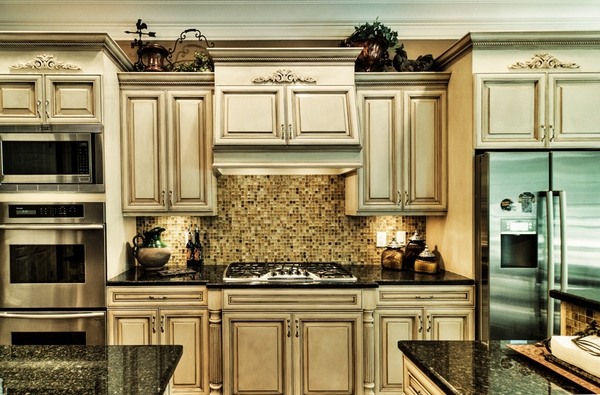 Kitchen-cabinets-with-antiquing-glaze-modern-kitchen-classic-style-white-kitchens