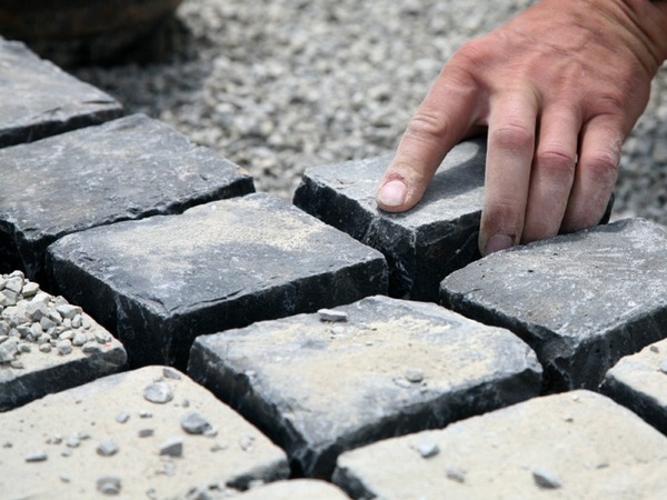 how to lay pavers tips ideas step by step instructions
