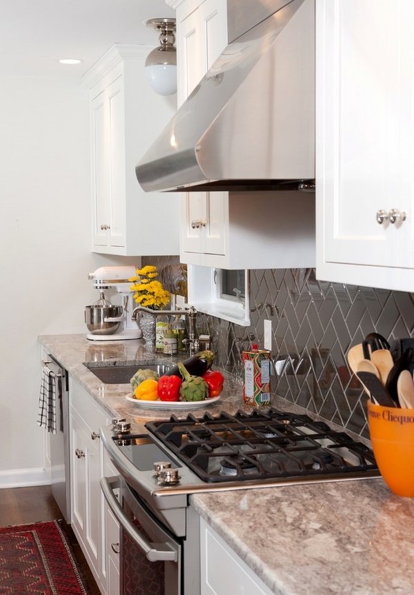 kitchen-backsplash-ideas-black-ceramic-tiles-herringbone-backsplash-pattern